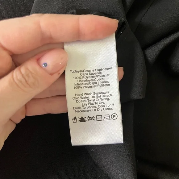 DKNY Cape Shell - Picture 6 of 6